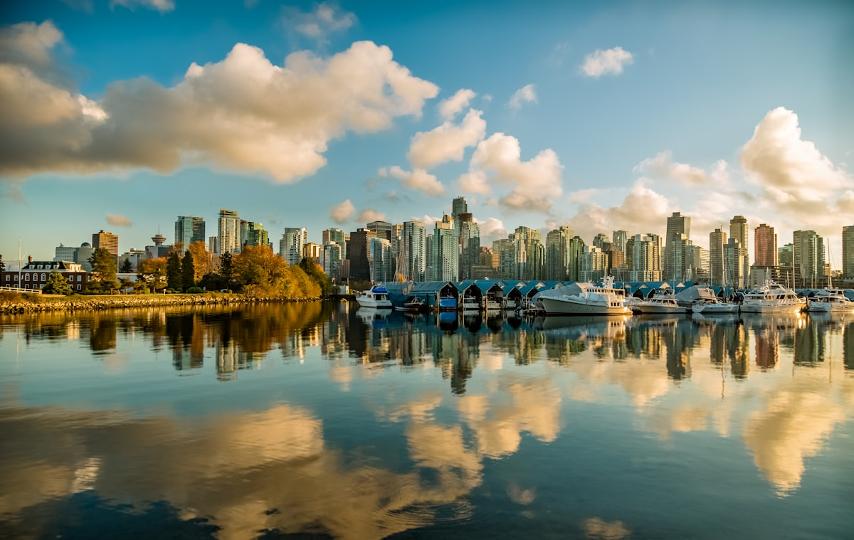 Vancouver - Thành phố cảng thơ mộng Canada