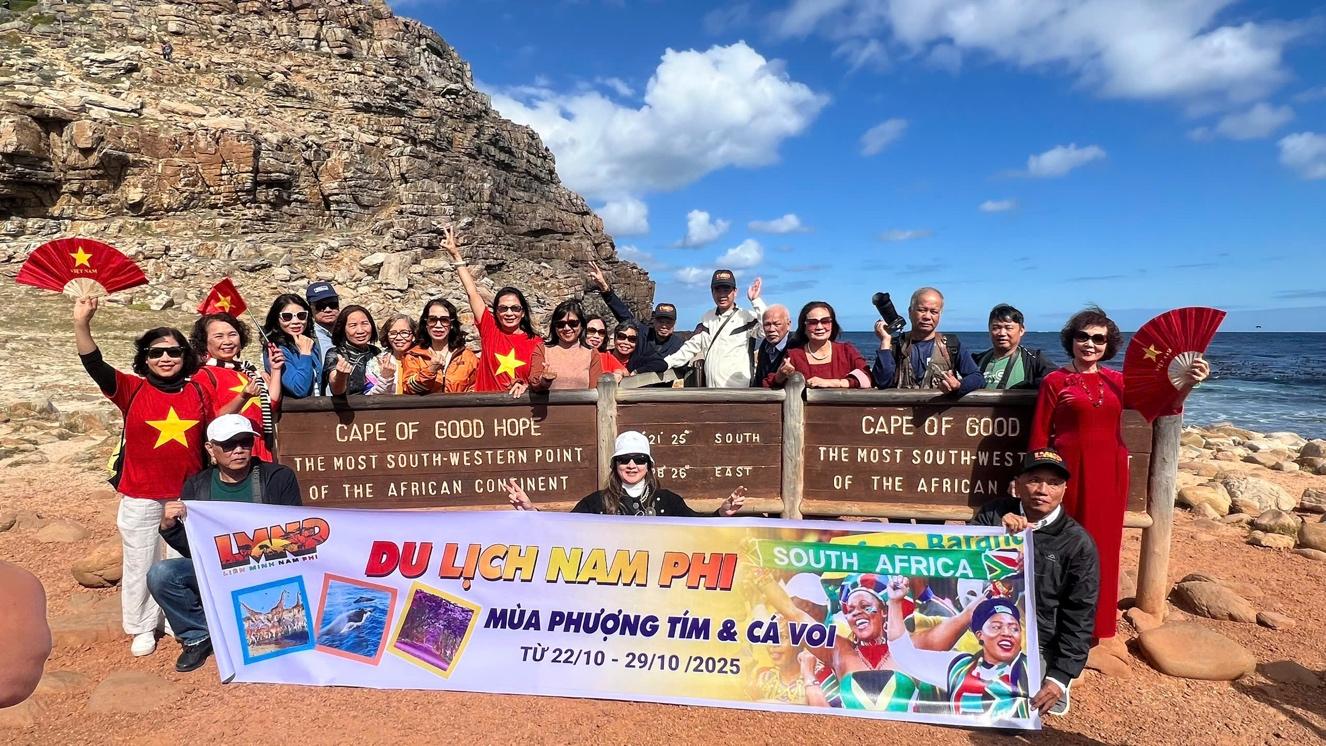 Núi Bàn Table Mountain kỳ quan thiên nhiên tại Cape Town Nam Phi