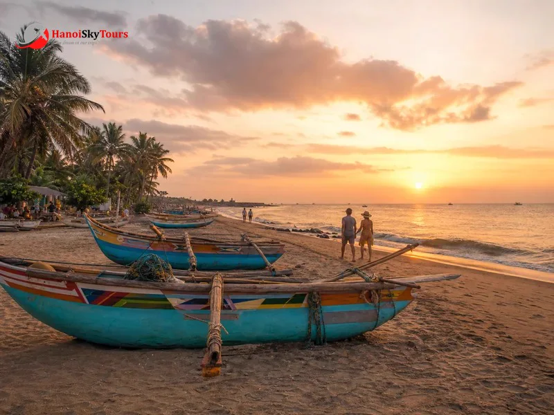 Biển Negombo trong tour Sri Lanka 7N6Đ