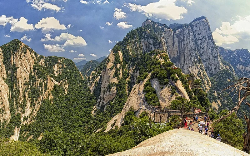 Tour Tây An Núi Hoa Sơn Lạc Dương Khai Phong 6N5Đ