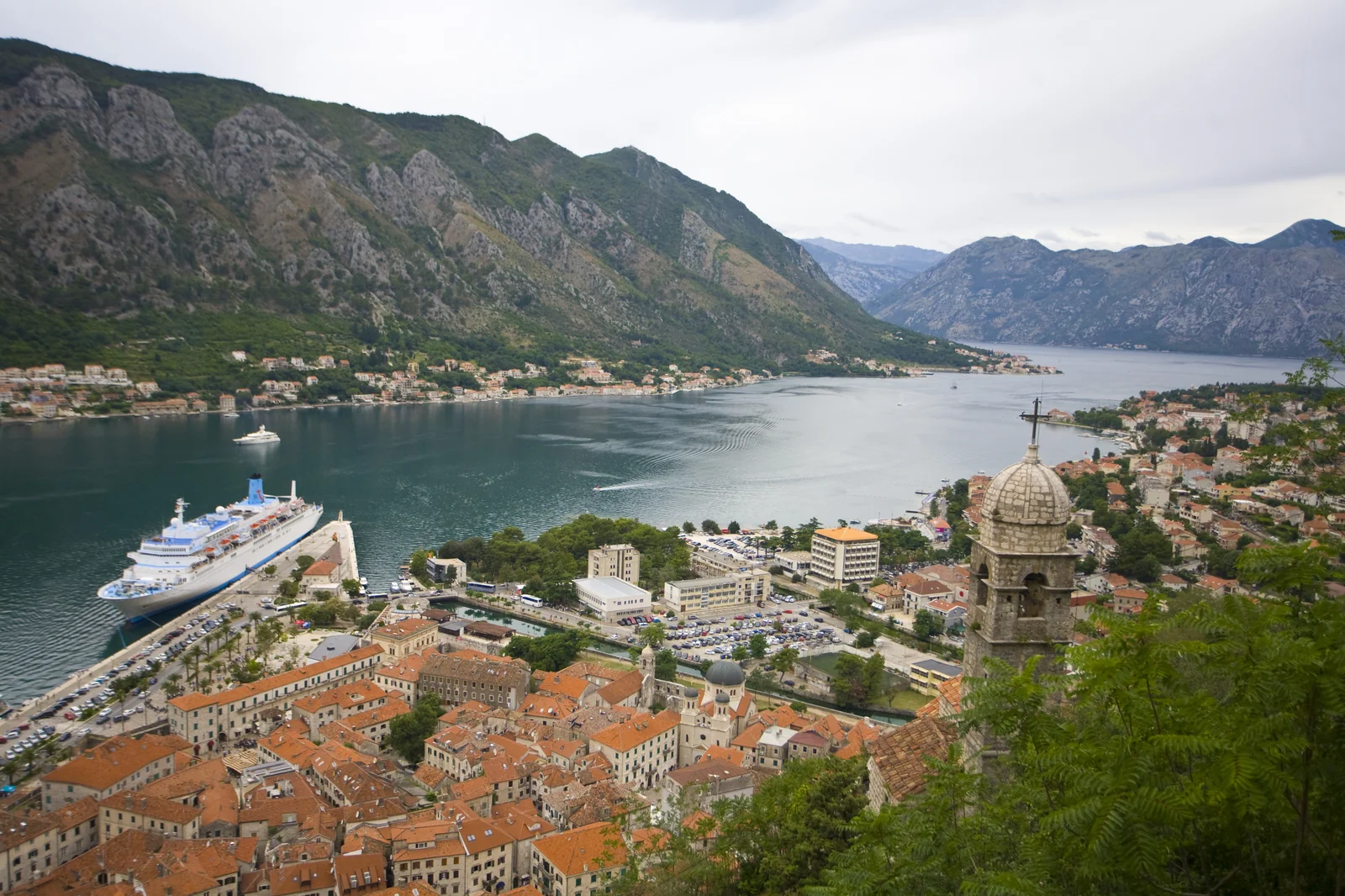 Vịnh Kotor Montenegro nhìn từ pháo đài