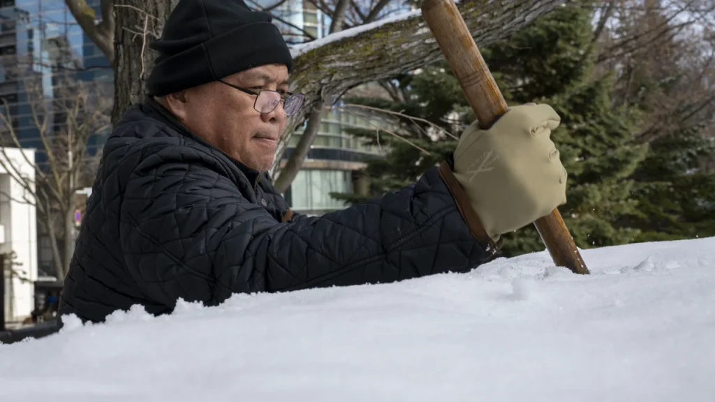 Các tác phẩm điêu khắc băng tuyết khổng lồ tinh xảo tại Lễ hội tuyết Sapporo Snow Festival Hokkaido Nhật Bản