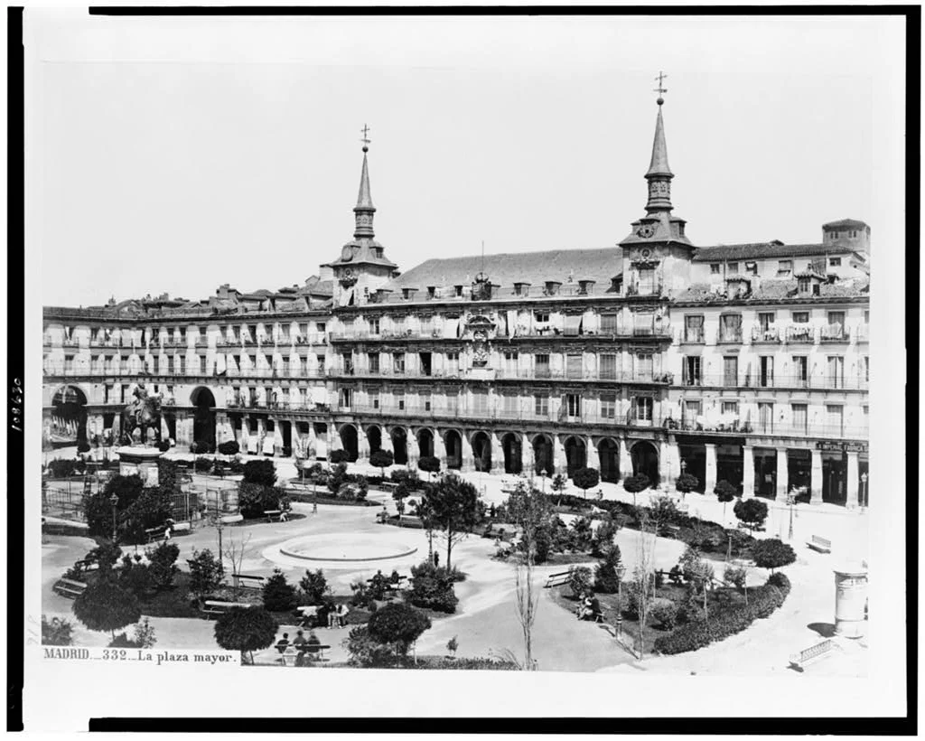 Quảng trường Plaza Mayor Madrid